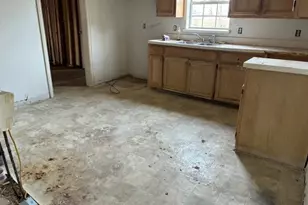 714 S Medora St, Terrell, TX 75160 - Photo 3