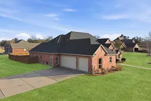 603 Mink Dr, Greenville, TX 75402 - Photo 5