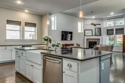 10565 Plumwood Parkway, Dallas, TX 75238 - Photo 7