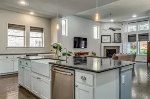 10565 Plumwood Pkwy, Dallas, TX 75238 - Photo 7