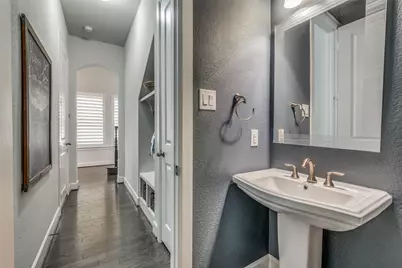 10565 Plumwood Parkway, Dallas, TX 75238 - Photo 17