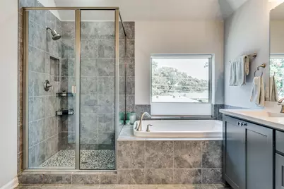 10565 Plumwood Parkway, Dallas, TX 75238 - Photo 21