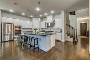 10565 Plumwood Pkwy, Dallas, TX 75238 - Photo 9