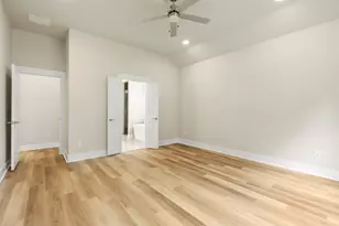 710 E McGee St, Sherman, TX 75090 - Photo 13