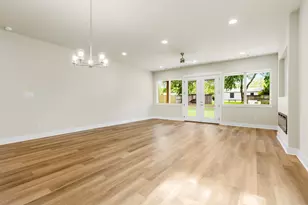 710 E McGee St, Sherman, TX 75090 - Photo 9
