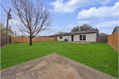 7449 Sandhurst Lane S, North Richland Hills, TX 76182 - Photo 31