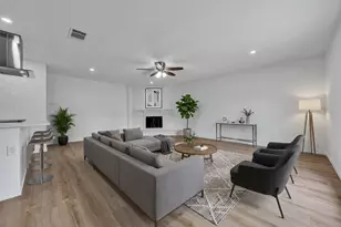 7449 Sandhurst Ln S, North Richland Hills, TX 76182 - Photo 11