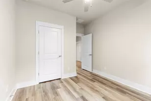 714 E McGee St, Sherman, TX 75090 - Photo 29