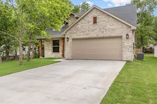 714 E McGee St, Sherman, TX 75090 - Photo 1