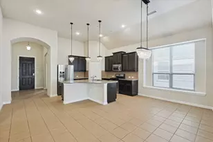 905 Green Coral Dr, Little Elm, TX 75068 - Photo 9