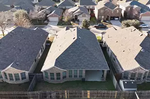 905 Green Coral Dr, Little Elm, TX 75068 - Photo 39