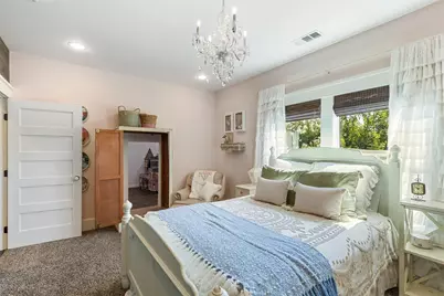 1109 E Oakdale Road, Irving, TX 75060 - Photo 27