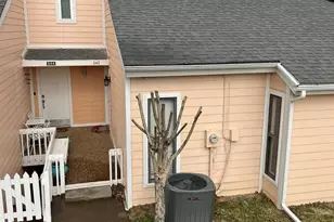 640 Harbor Dr, Azle, TX 76020 - Photo 3