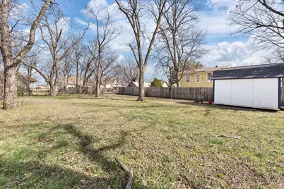 206 N Holloway Street, Cleburne, TX 76033 - Photo 27