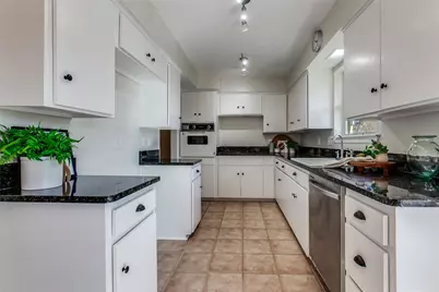 401 Lawndale Drive, Richardson, TX 75080 - Photo 27