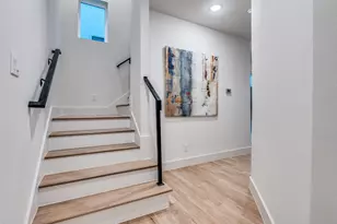 2900 Hawthorne Ave, Dallas, TX 75219 - Photo 3