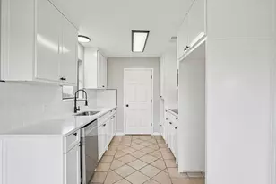 700 Blue Haze Dr, Fort Worth, TX 76108 - Photo 9