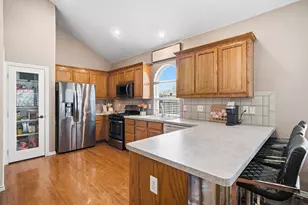 6915 Chapelridge Dr, Dallas, TX 75249 - Photo 5