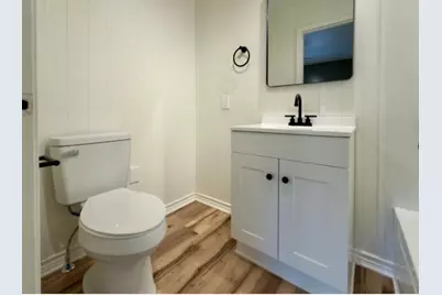 305 W Bryant Street, Elm Mott, TX 76640 - Photo 9