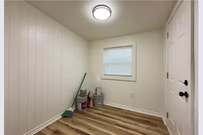 305 W Bryant Street, Elm Mott, TX 76640 - Photo 15