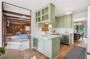 8625 Marys Creek Dr, Benbrook, TX 76116 - Photo 7