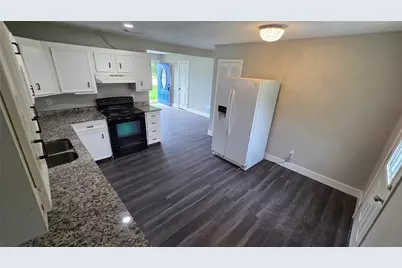 358 S Chambers Avenue, Emhouse, TX 75110 - Photo 9