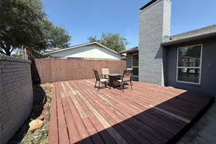 2131 Blossom Ln, Richardson, TX 75081 - Photo 3