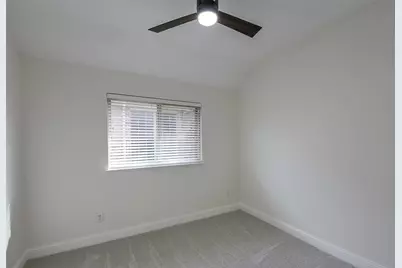 2727 Waterway Drive, Grand Prairie, TX 75054 - Photo 17