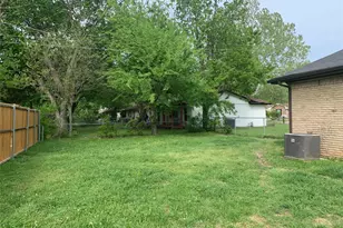 901 Downing St, Forney, TX 75126 - Photo 9