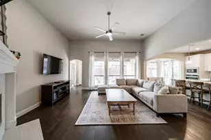 9800 Excursion Dr, Little Elm, TX 75068 - Photo 11