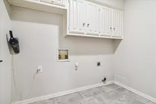 16801 Brushfield Dr, Dallas, TX 75248 - Photo 23