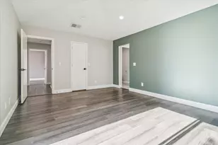 16801 Brushfield Dr, Dallas, TX 75248 - Photo 13