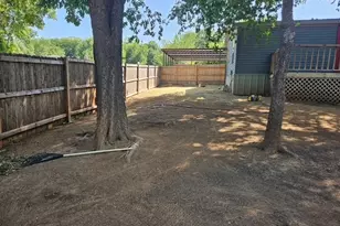 3815 Oak Meadow St, Granbury, TX 76048 - Photo 21