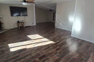 3815 Oak Meadow St, Granbury, TX 76048 - Photo 15