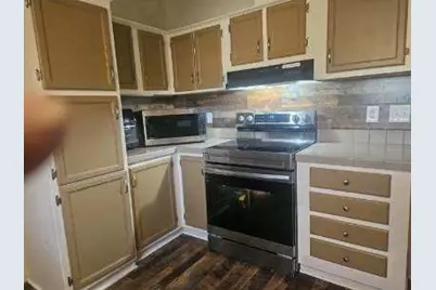 3815 Oak Meadow Street, Granbury, TX 76048 - Photo 3