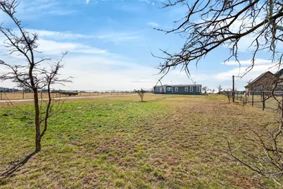8685 Tl Ranch Road, Ponder, TX 76259 - Photo 5