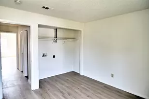 9419 Olde Towne Row, Dallas, TX 75227 - Photo 5