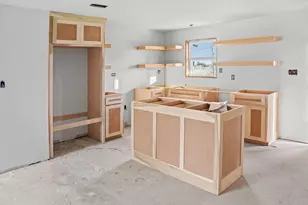 2247 W Sherman St, Paris, TX 75460 - Photo 9