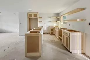 2247 W Sherman St, Paris, TX 75460 - Photo 17