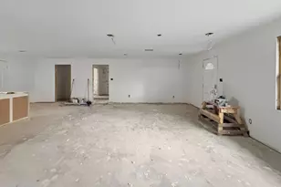 2247 W Sherman St, Paris, TX 75460 - Photo 13