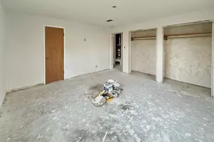 2247 W Sherman St, Paris, TX 75460 - Photo 29