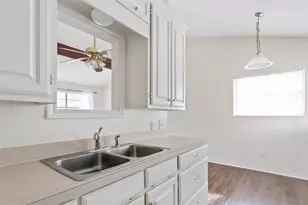 1811 Hidden Valley Rd, Granbury, TX 76049 - Photo 11