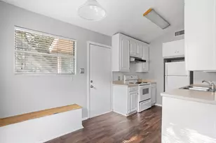 1811 Hidden Valley Rd, Granbury, TX 76049 - Photo 7