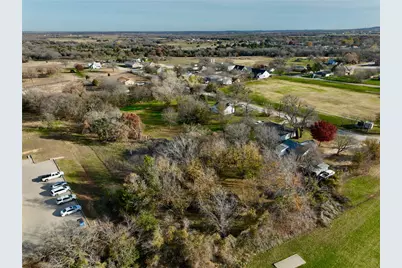 111 N Stadium Drive, Alvord, TX 76225 - Photo 9