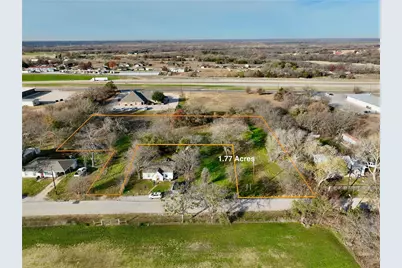 111 N Stadium Drive, Alvord, TX 76225 - Photo 3