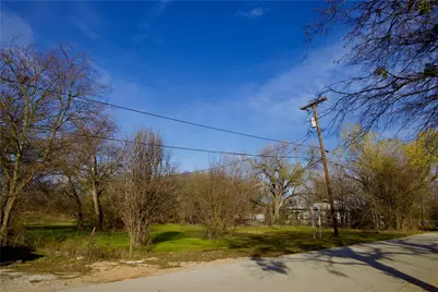 111 N Stadium Drive, Alvord, TX 76225 - Photo 15