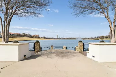 505 Proud Knight Lane, Lewisville, TX 75056 - Photo 37