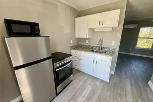 410 S College Dr, Keene, TX 76059 - Photo 3