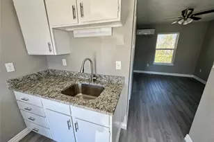 410 S College Dr, Keene, TX 76059 - Photo 5