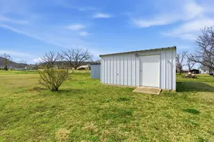 207 Pine St, Gordon, TX 76453 - Photo 25